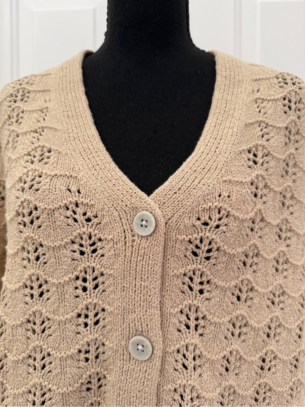 Universal Thread Beige Openwork V-Neck Button Cardigan - Picture 3 of 7